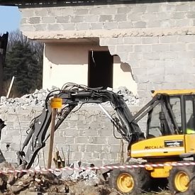 Wyburzanie pustostanów Mikołów, Orzesze